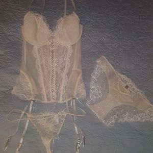 BNWOT Victorias Secret Lingerie Set